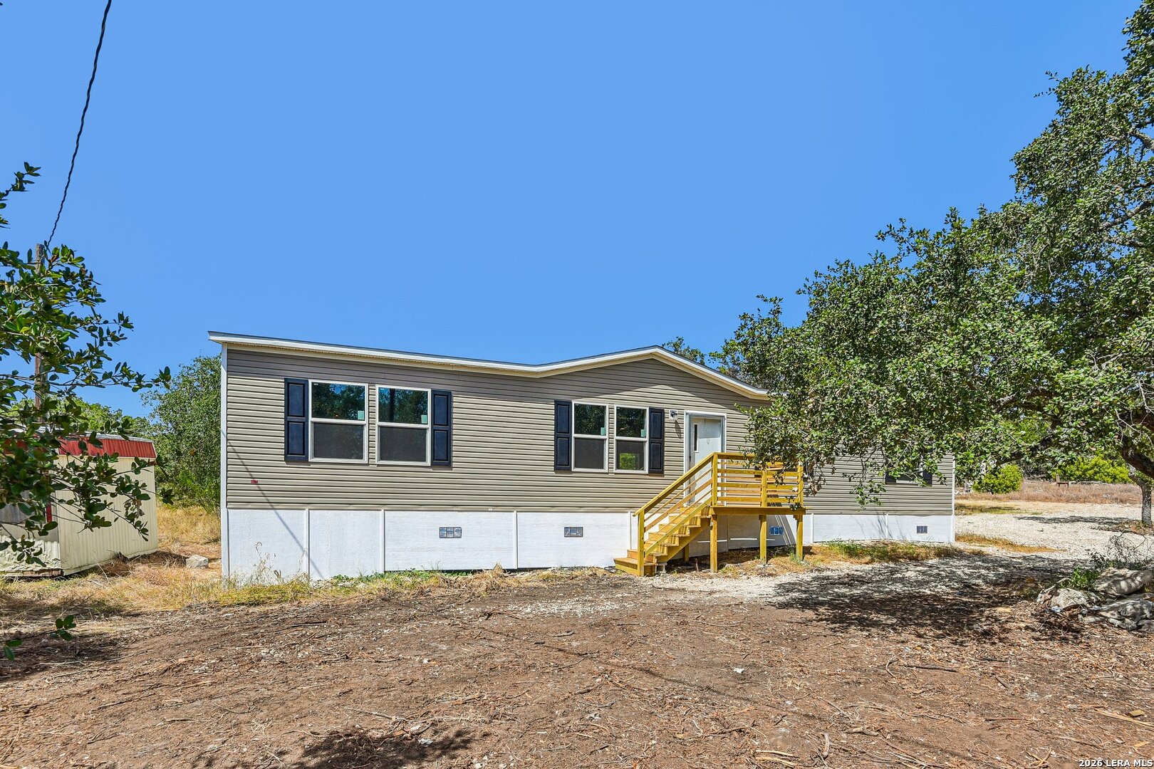 main property photo 45