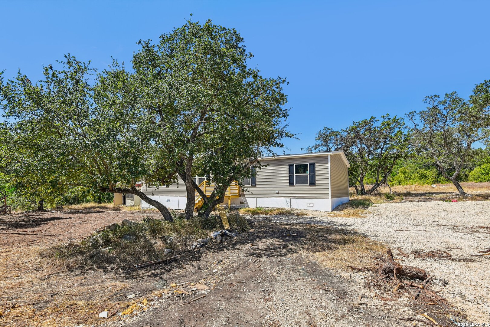 main property photo 47