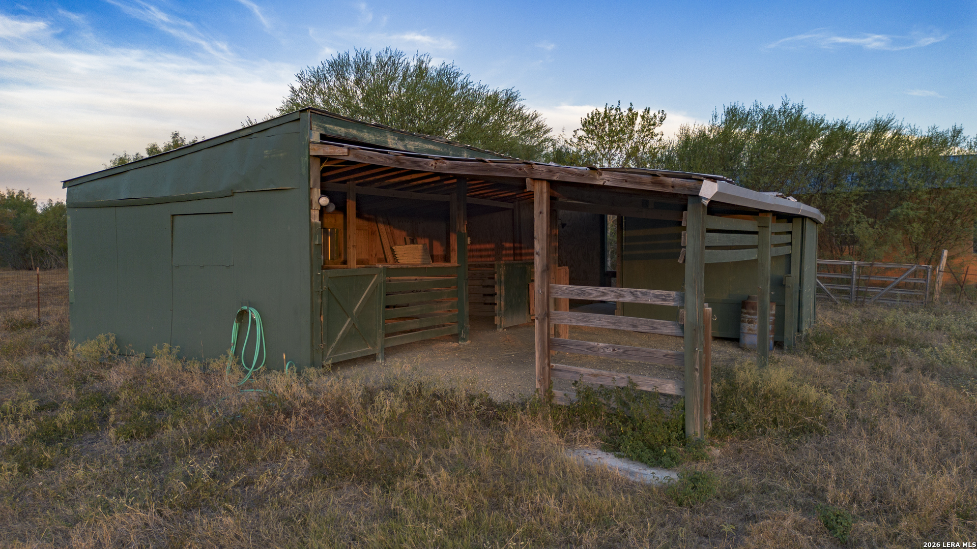 main property photo 49