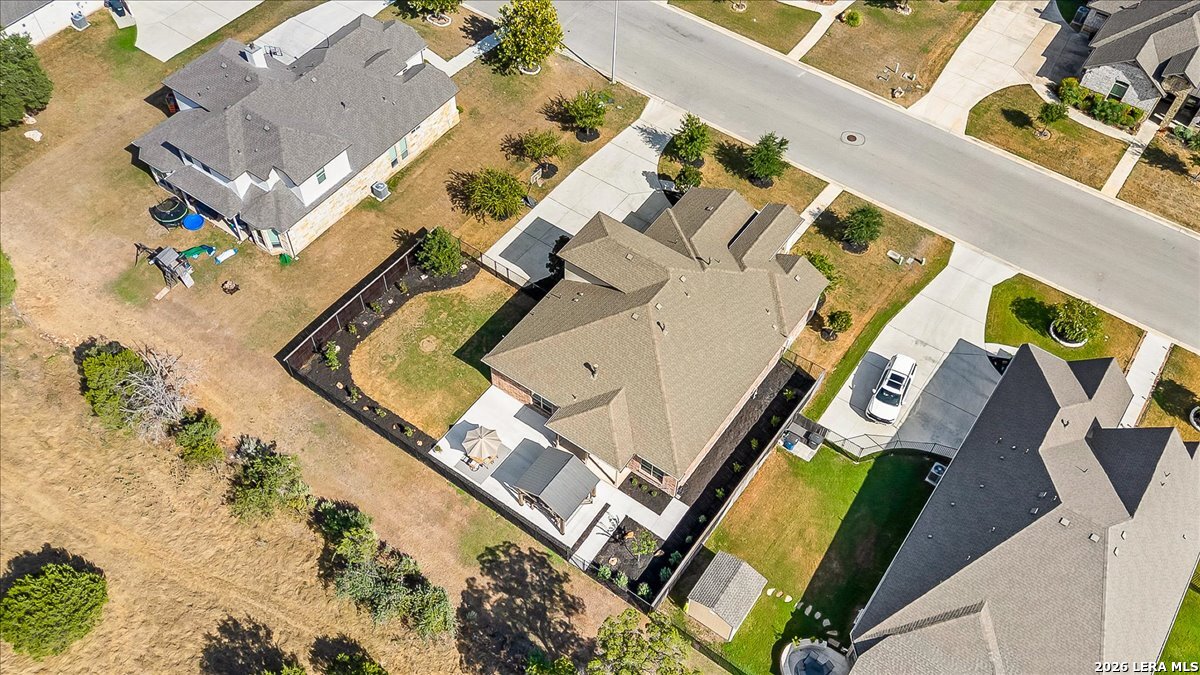 main property photo 45