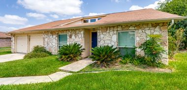 image of property with 3 Bed | 2 Bath | 1,648 Sqft