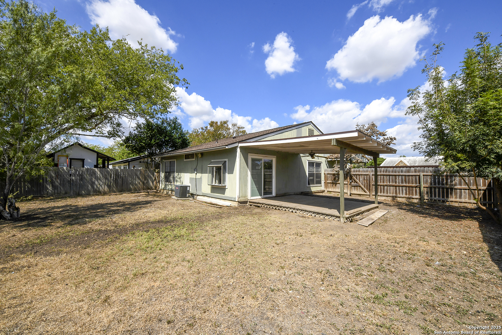 main property photo 22