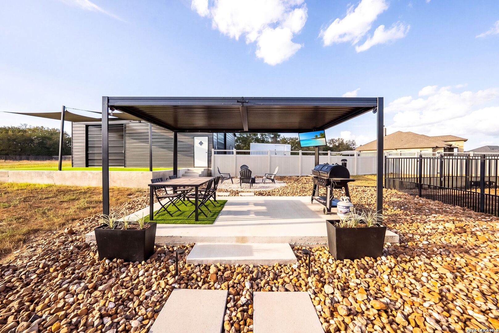 main property photo 68