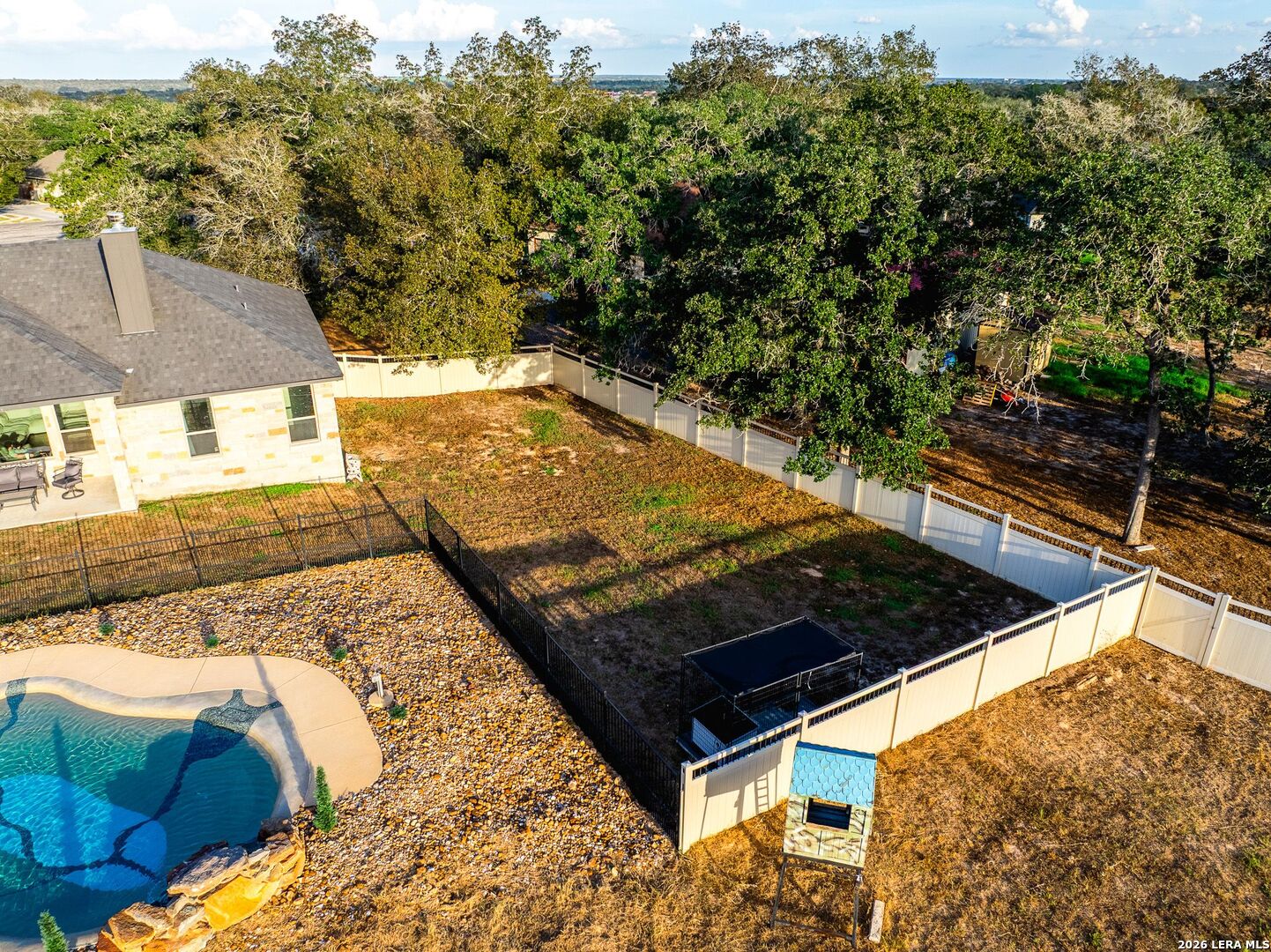 main property photo 83