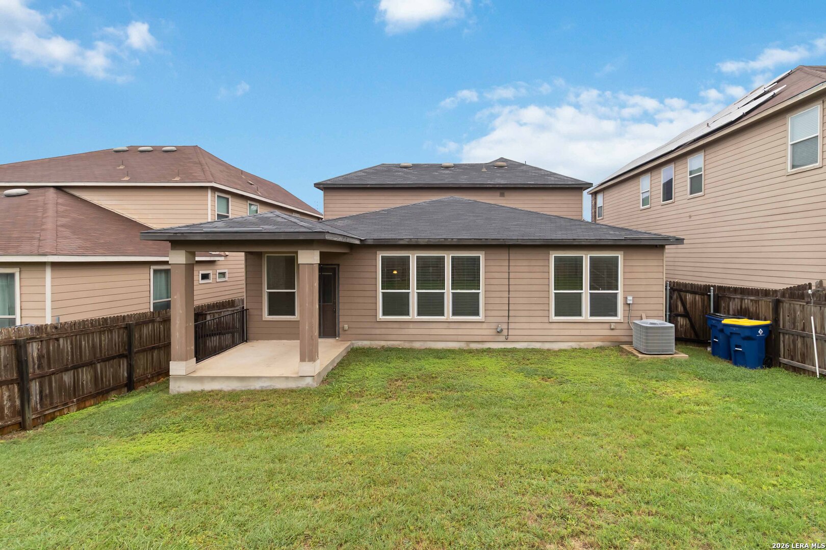 main property photo 29