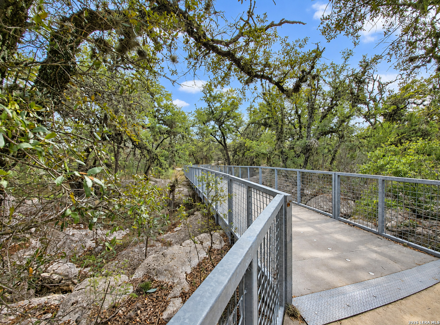 main property photo 50