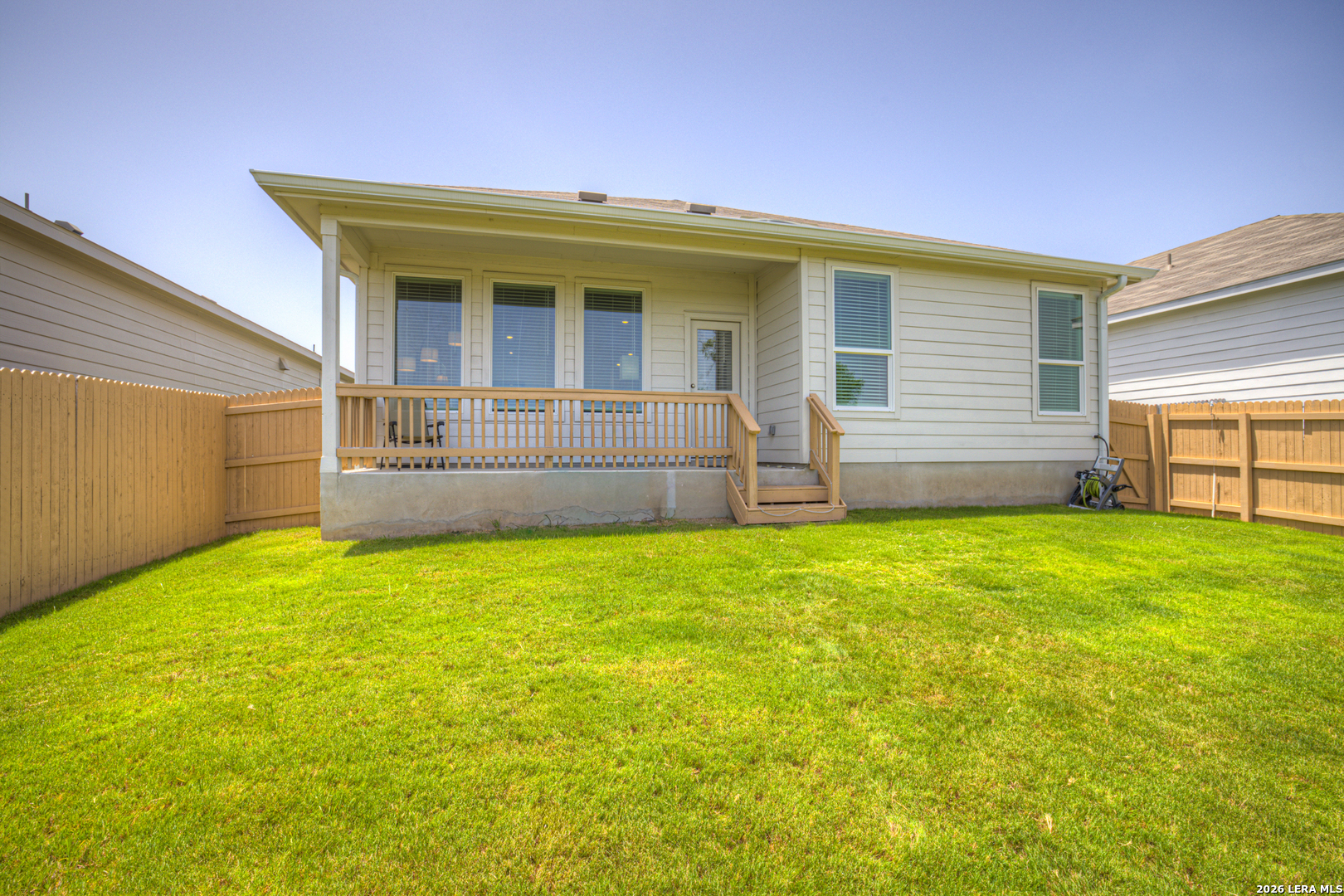 main property photo 29