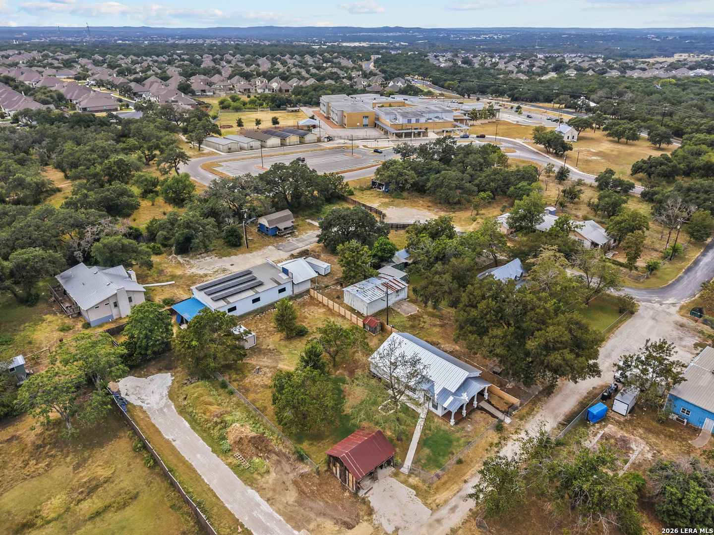 main property photo 38