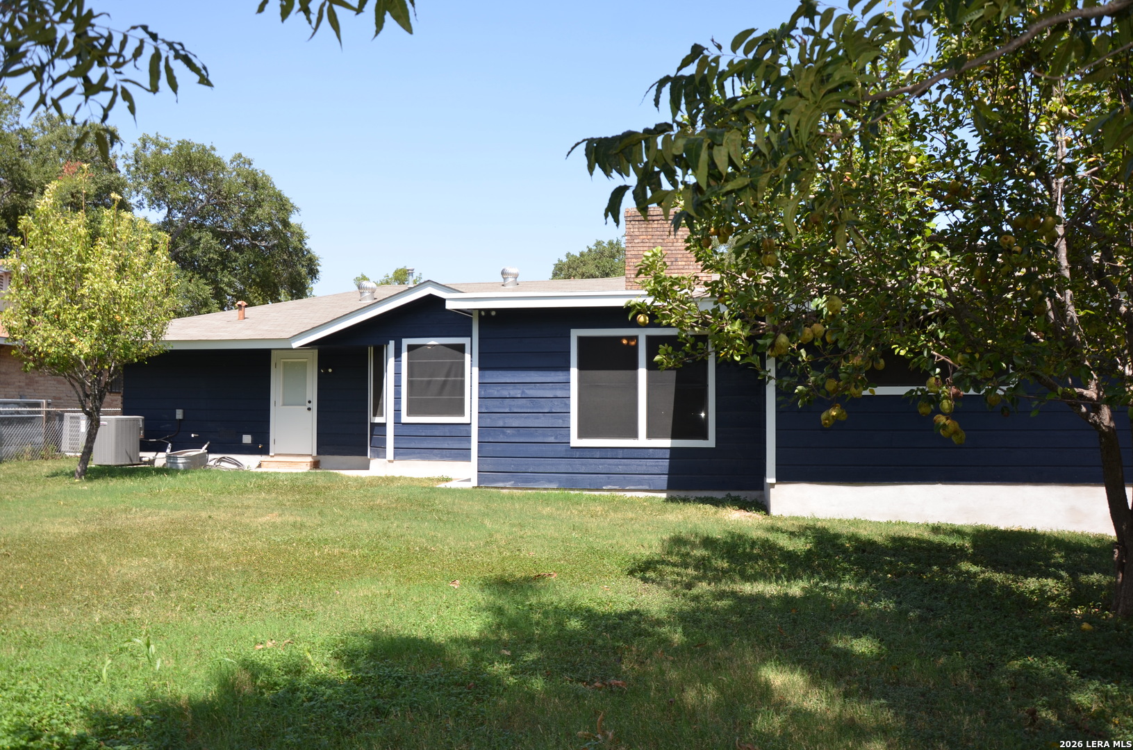 main property photo 27