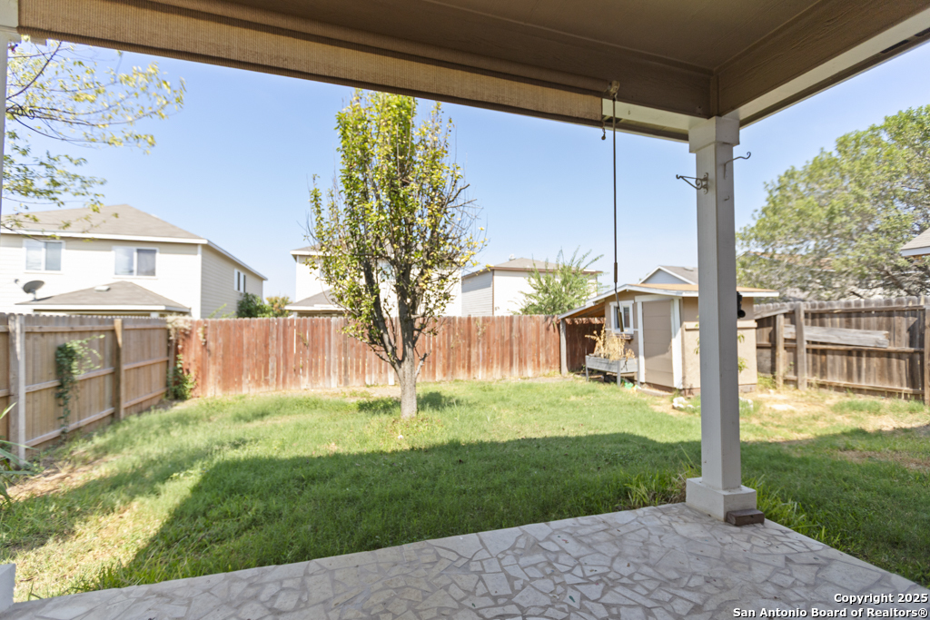 main property photo 28