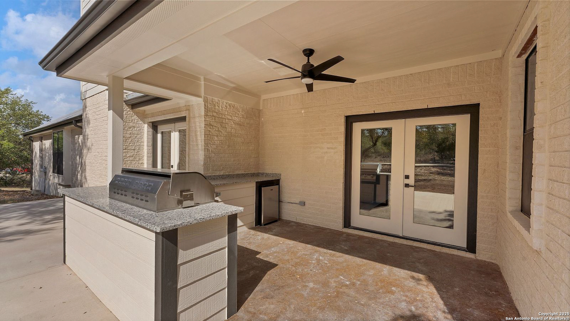 main property photo 44