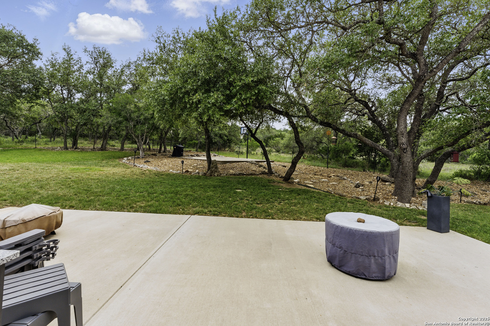 main property photo 45