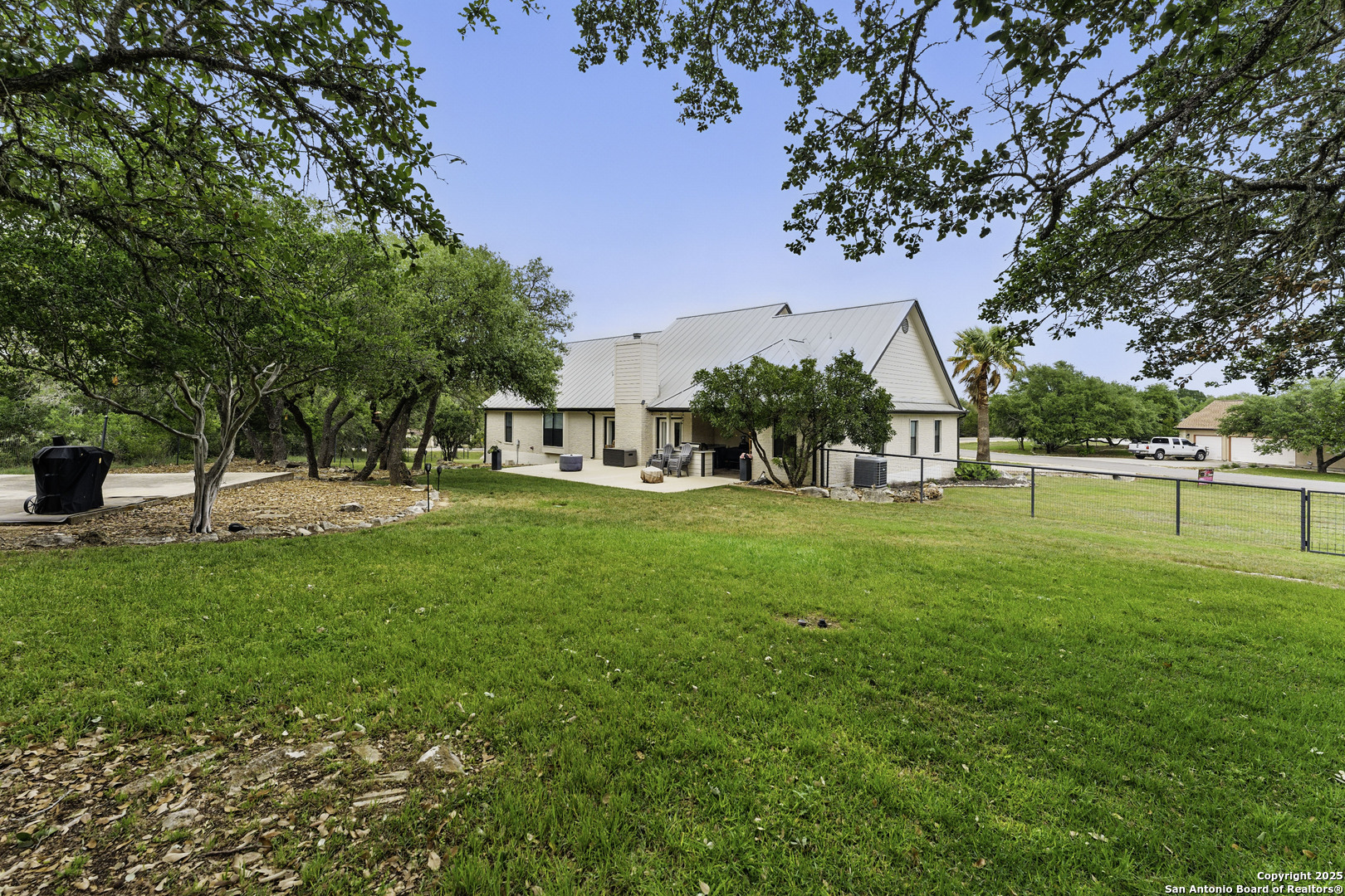 main property photo 47
