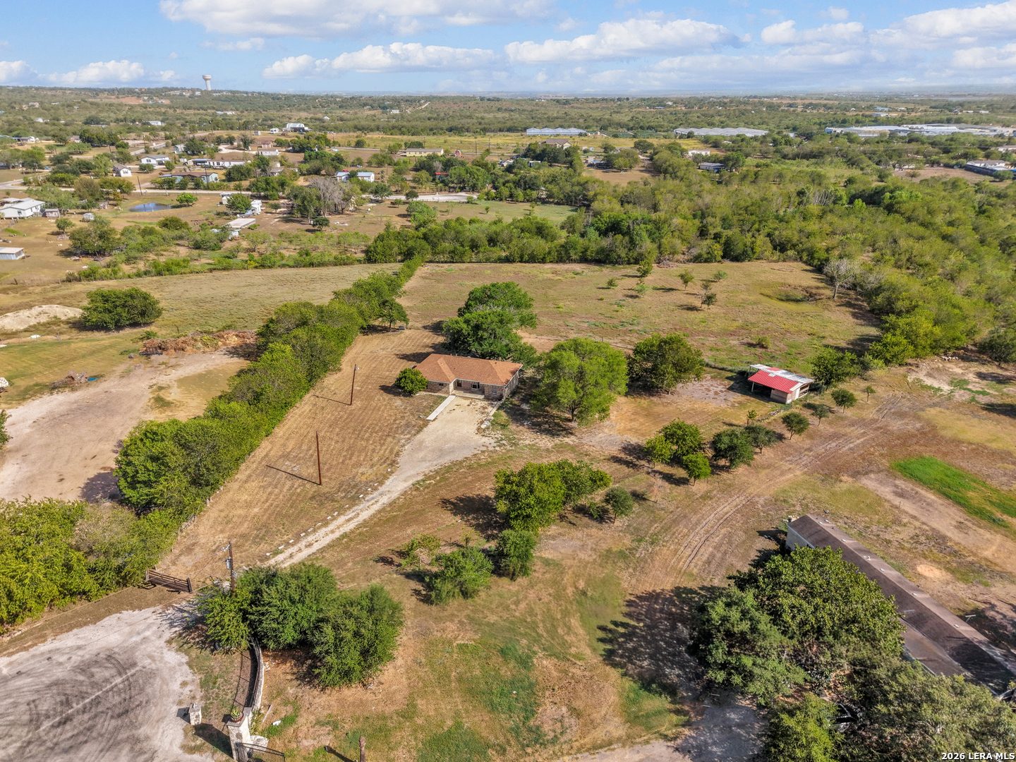 main property photo 41