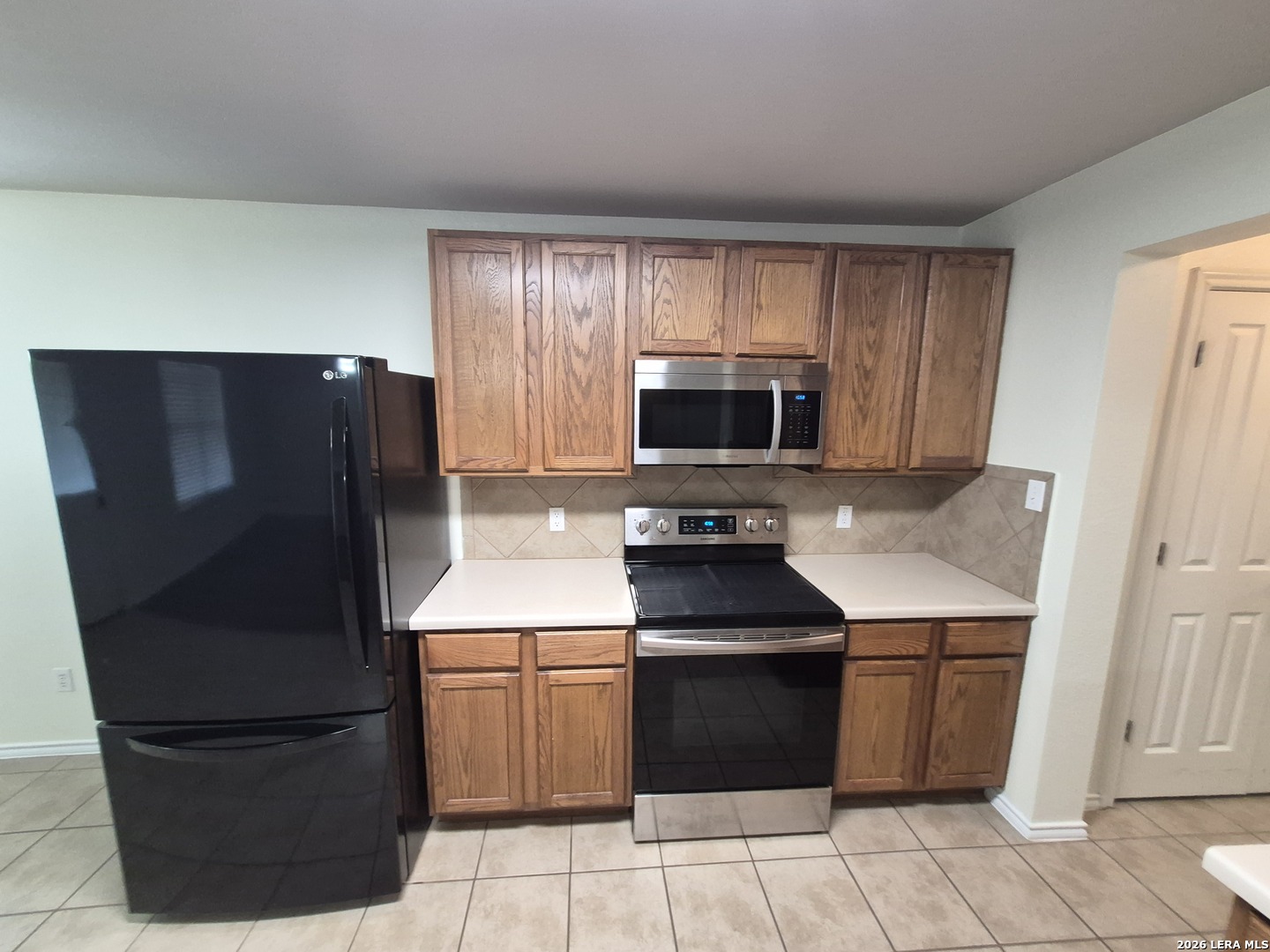 main property photo 19