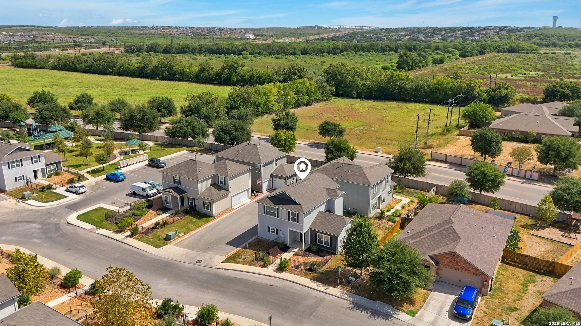 main property photo 33