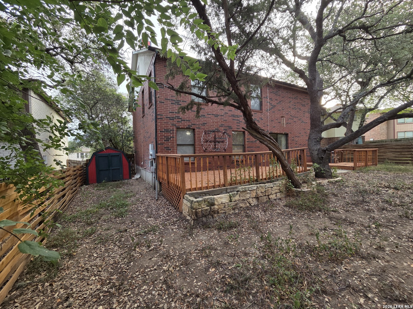 main property photo 40