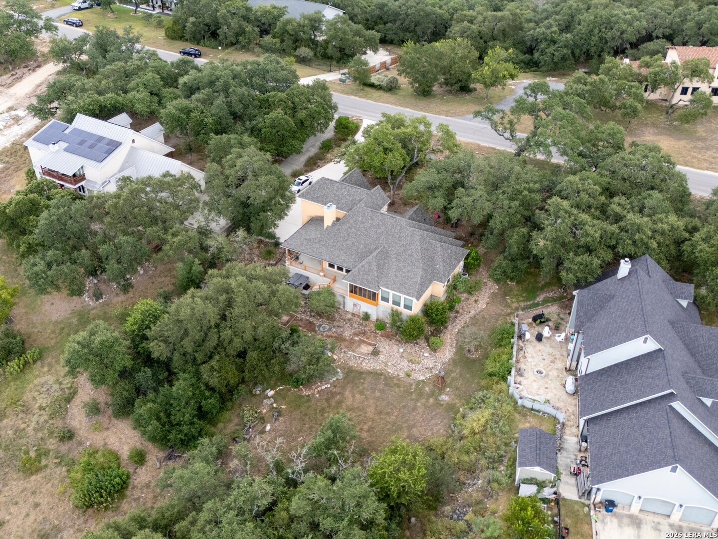 main property photo 36