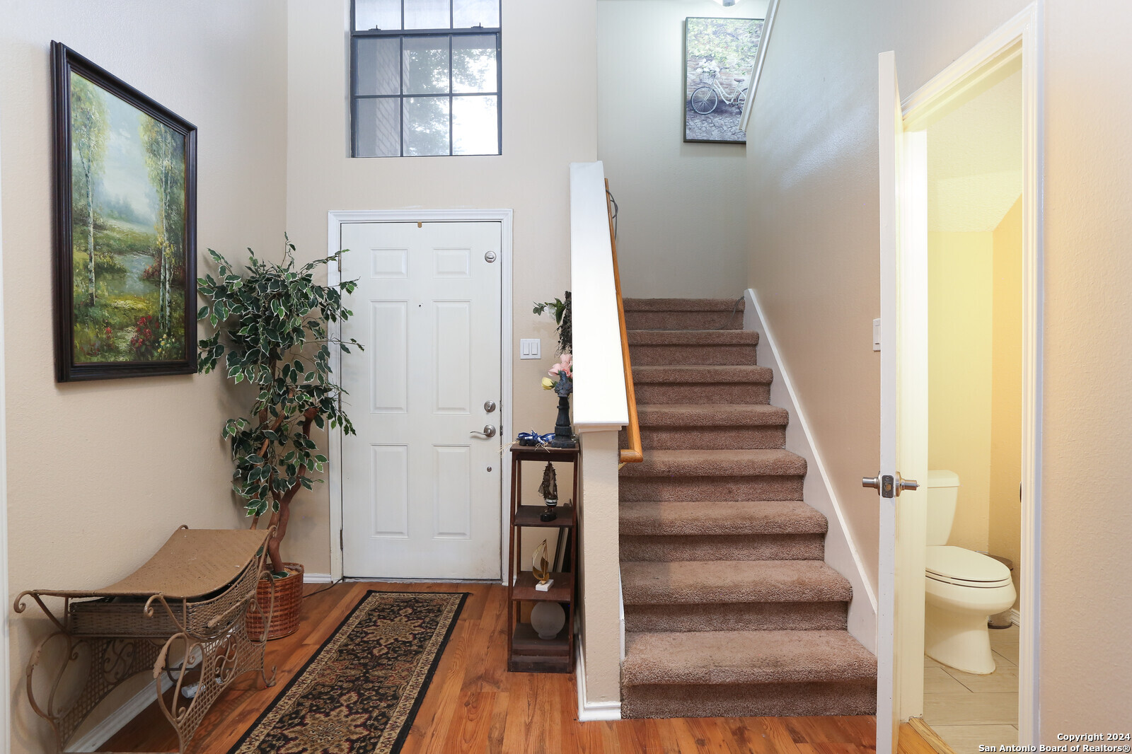 main property photo 10