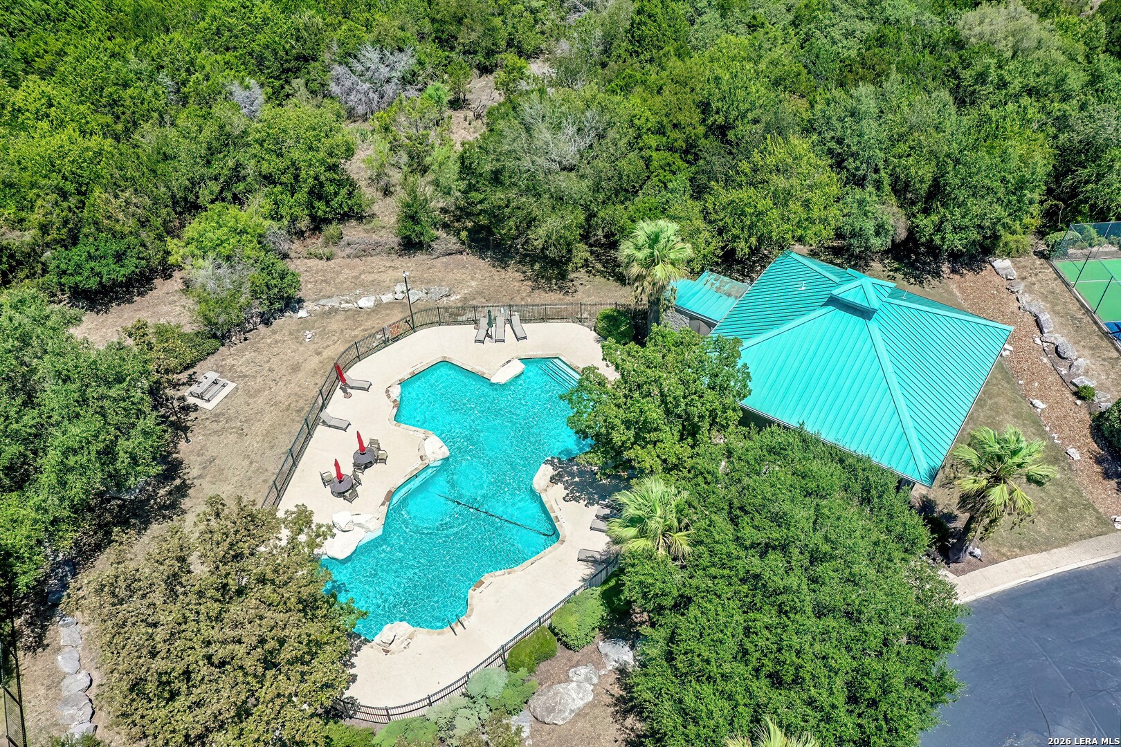 main property photo 43