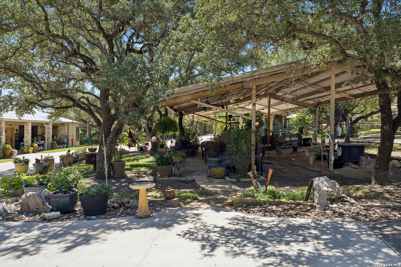 main property photo 24
