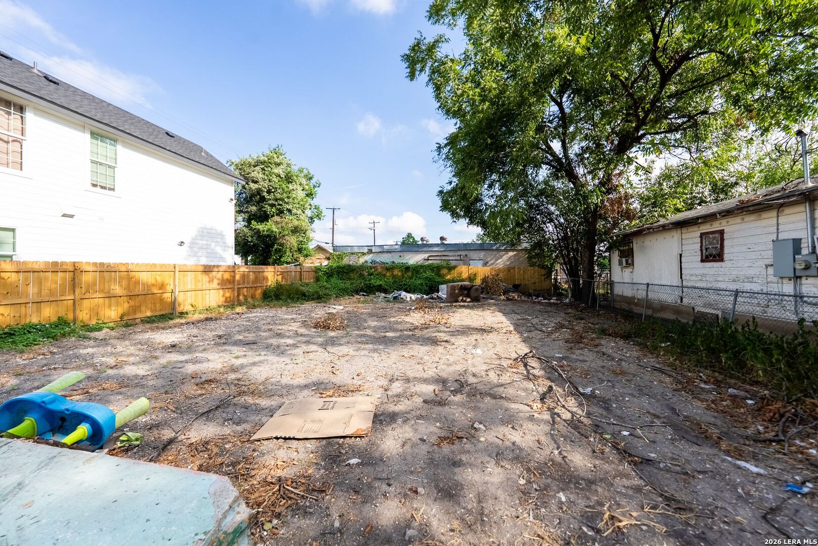 main property photo 20