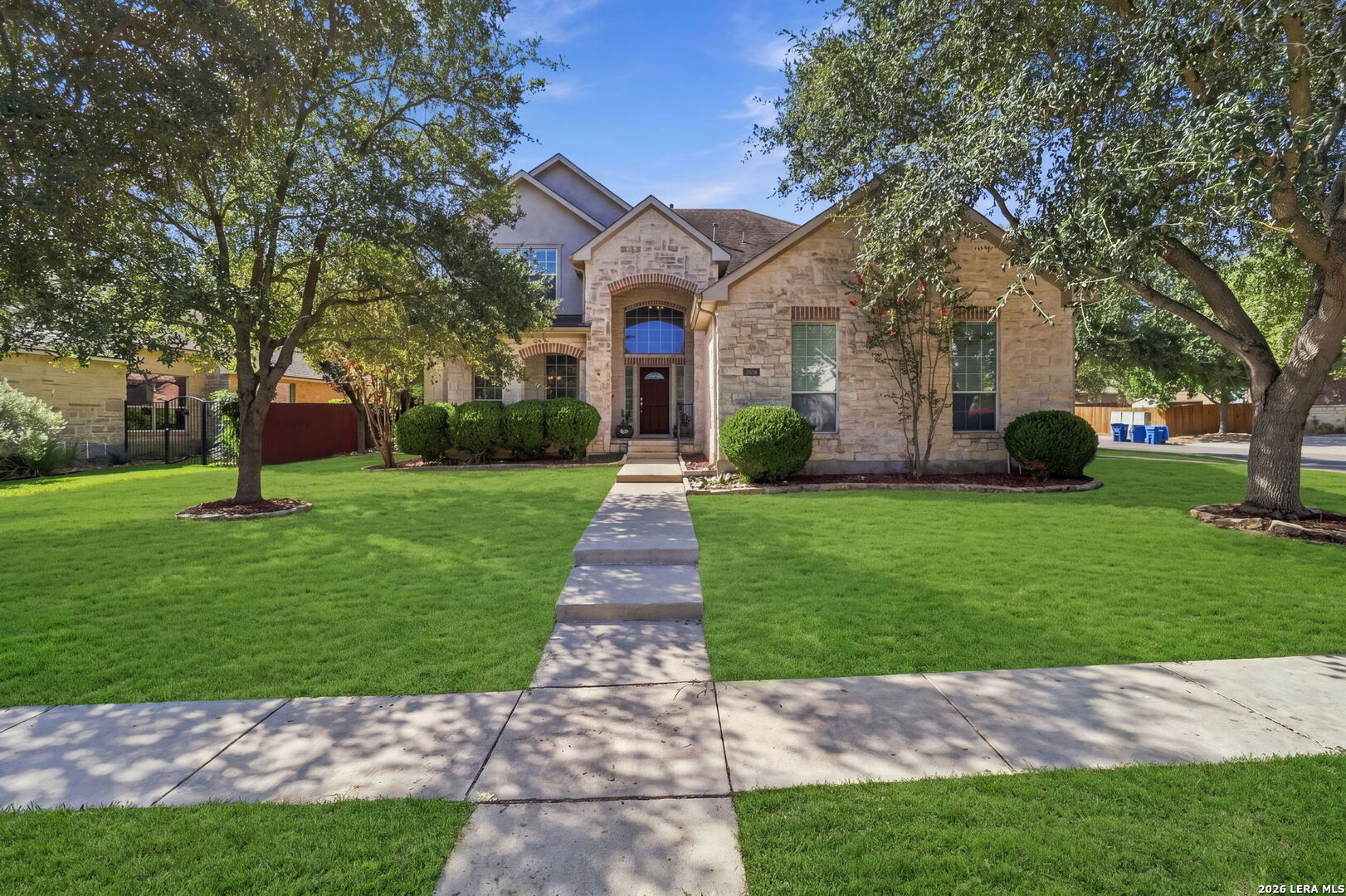main property photo 5