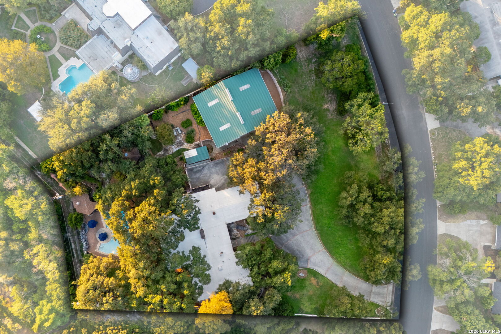 main property photo 48