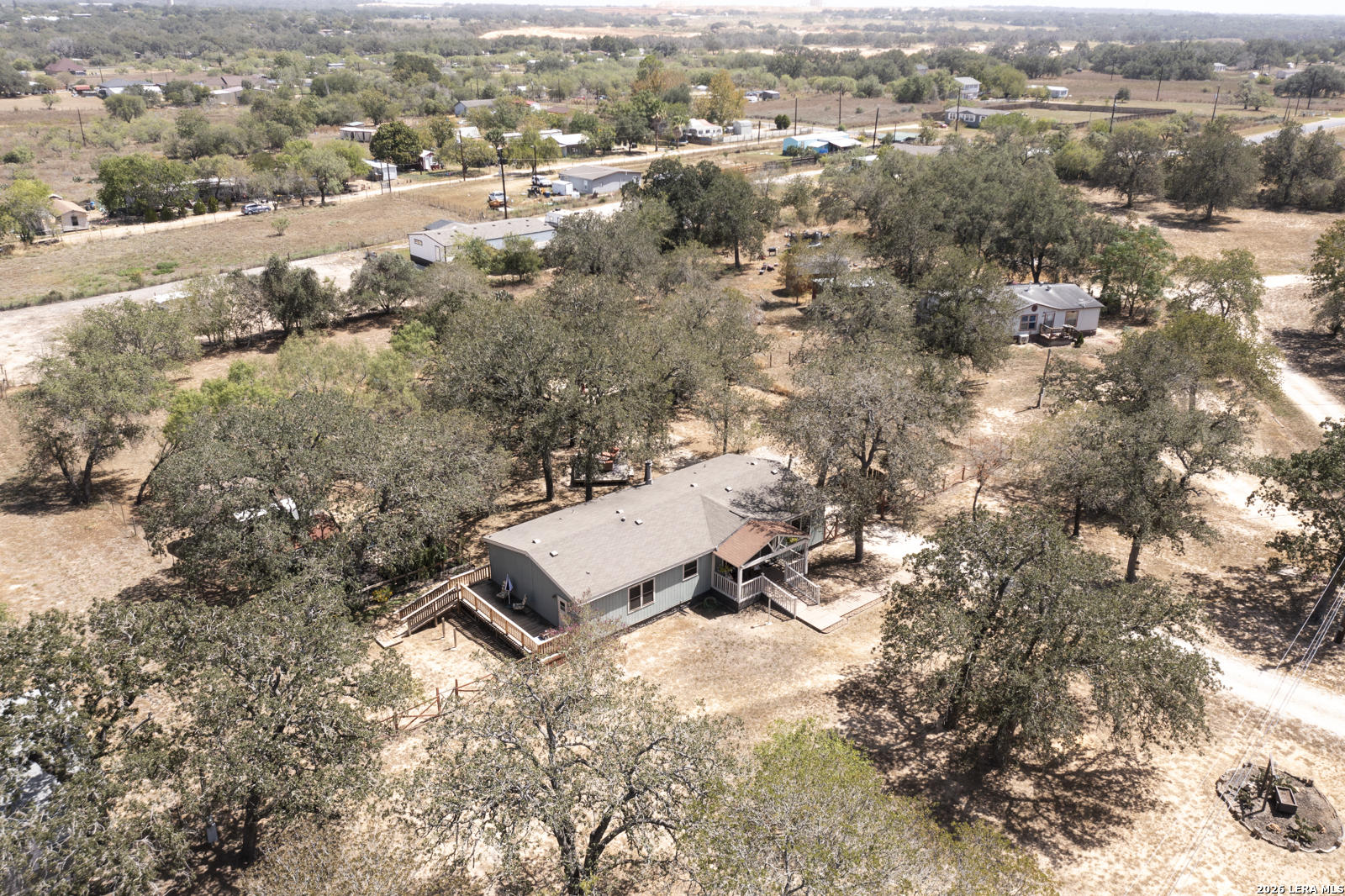 main property photo 35