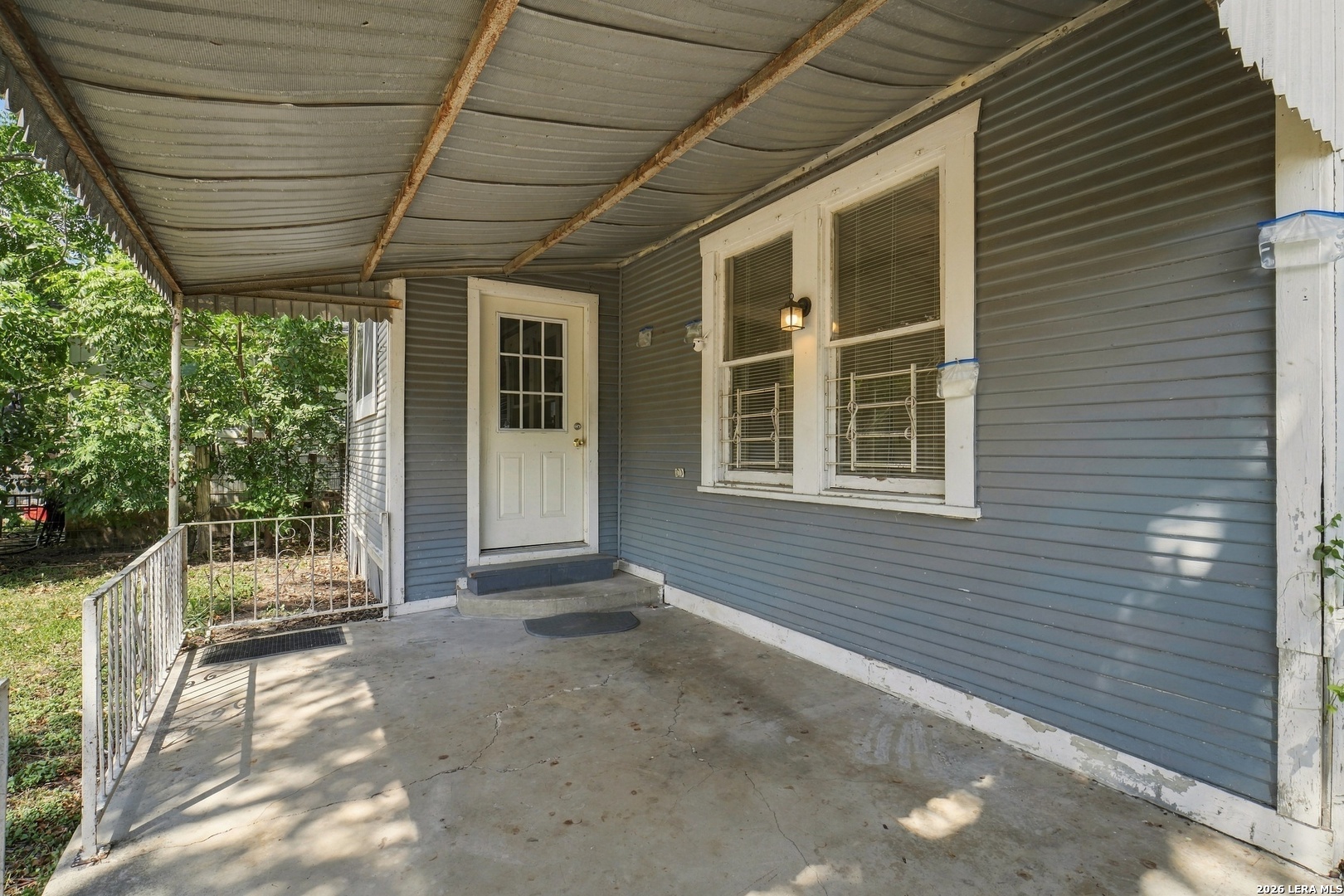 main property photo 19