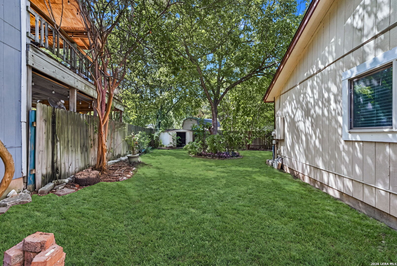 main property photo 18