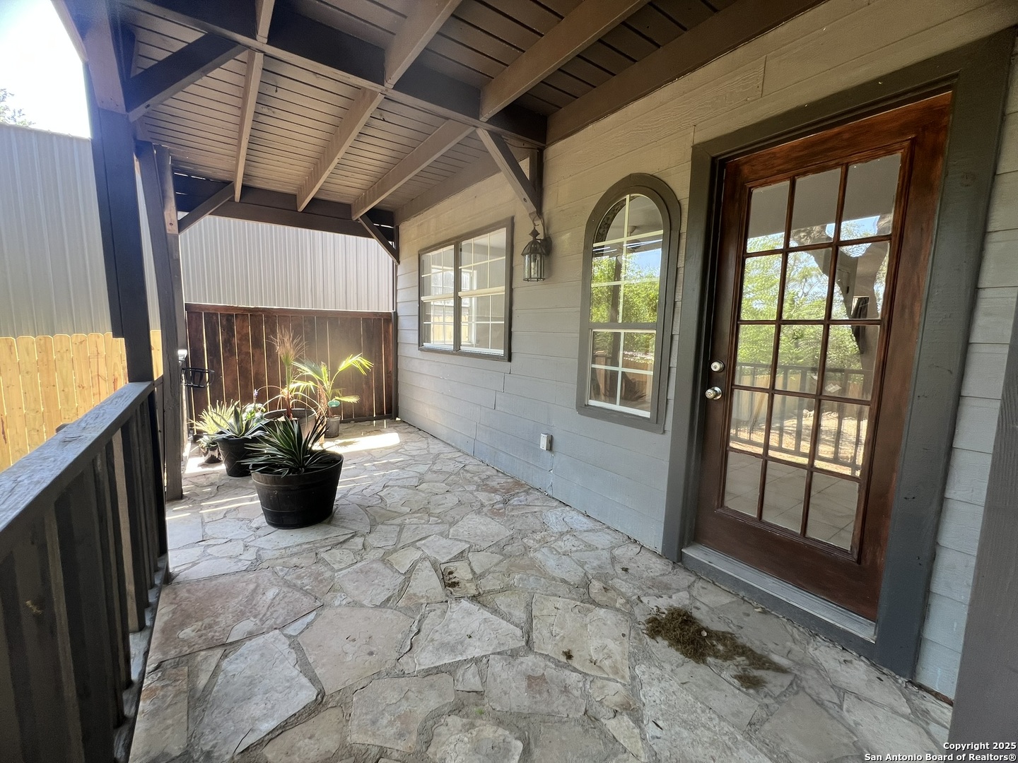 main property photo 22