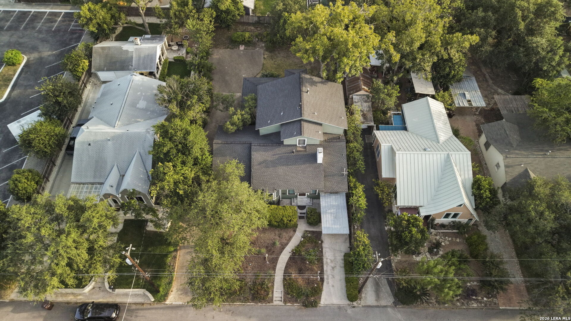 main property photo 38