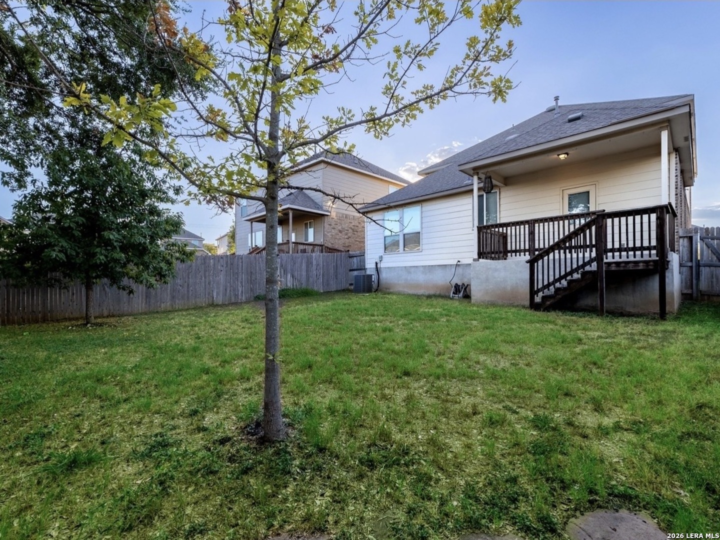 main property photo 23