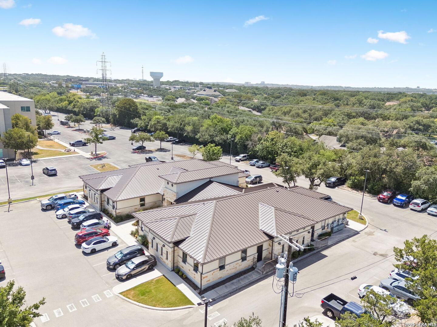 main property photo 39