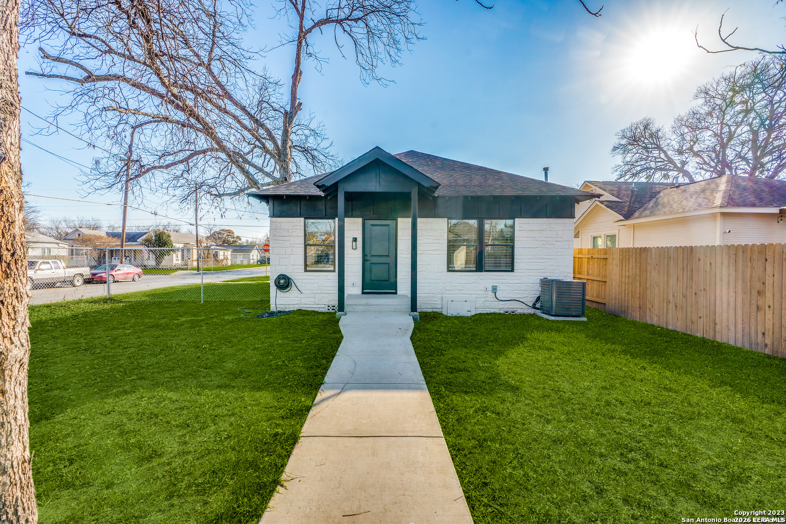 main property photo 22
