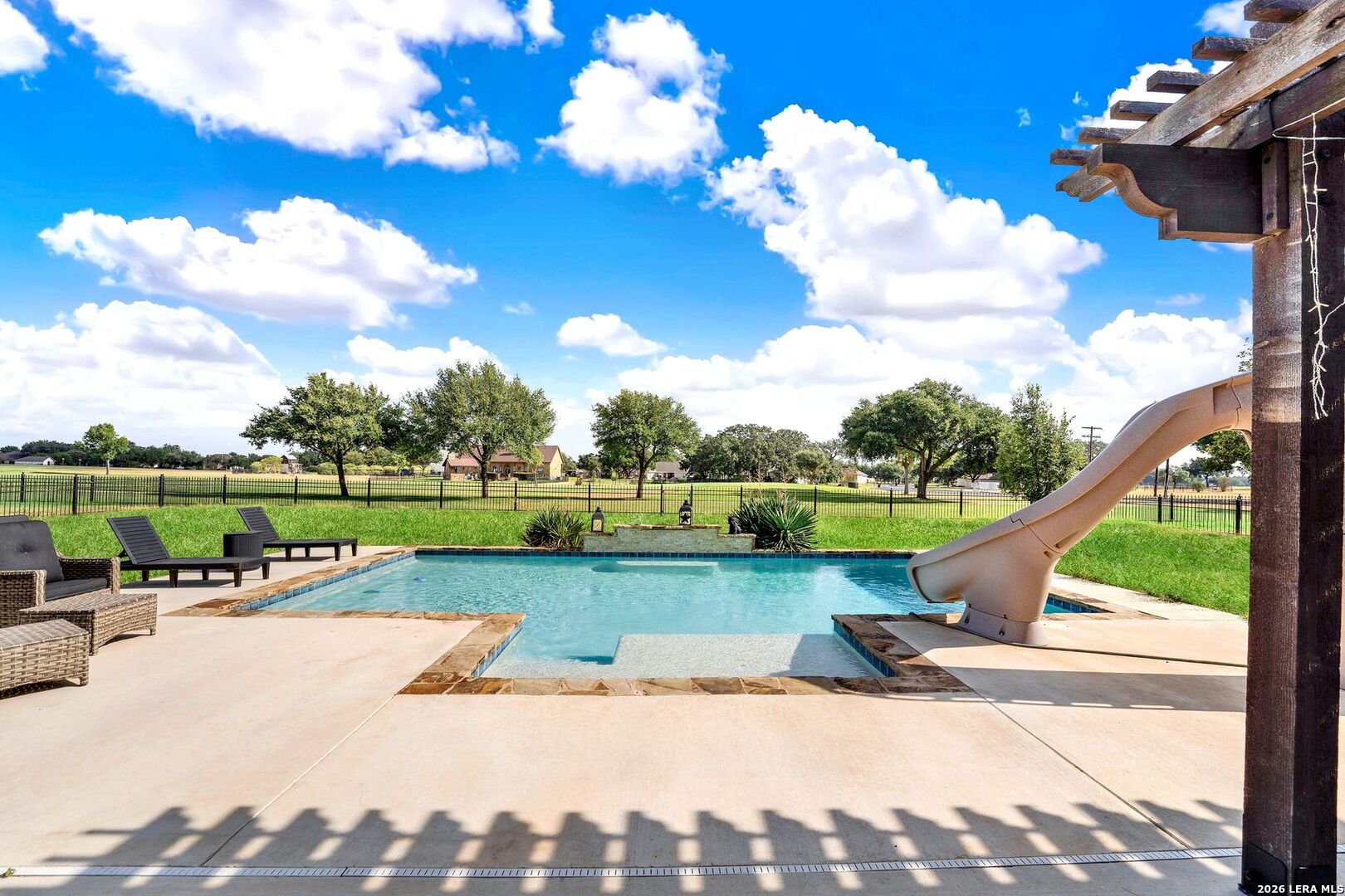 main property photo 47