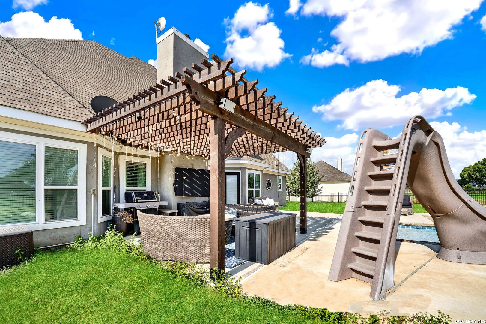 main property photo 49