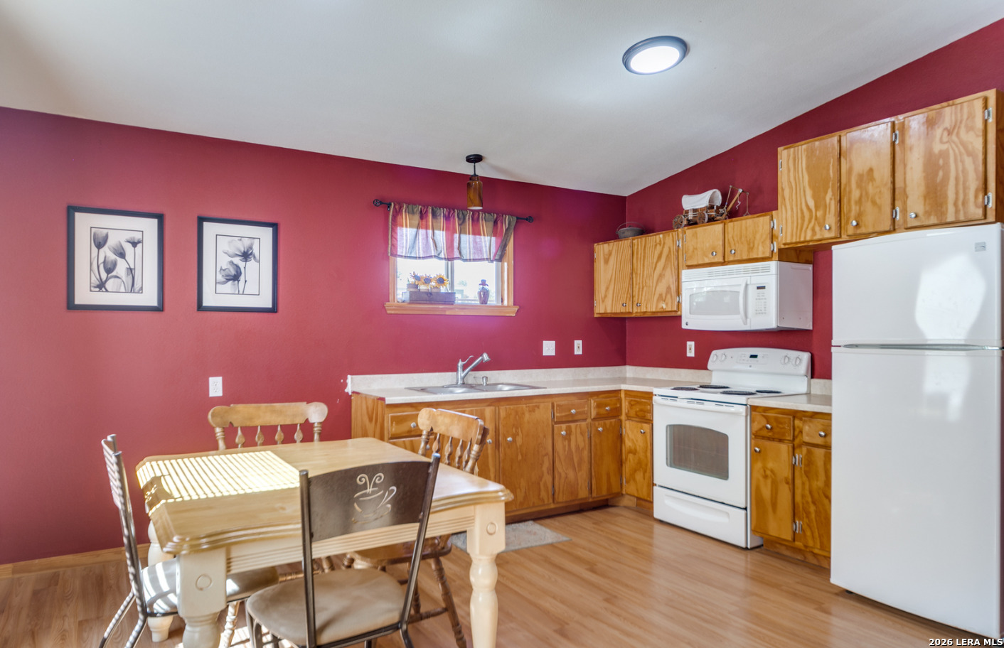 main property photo 16