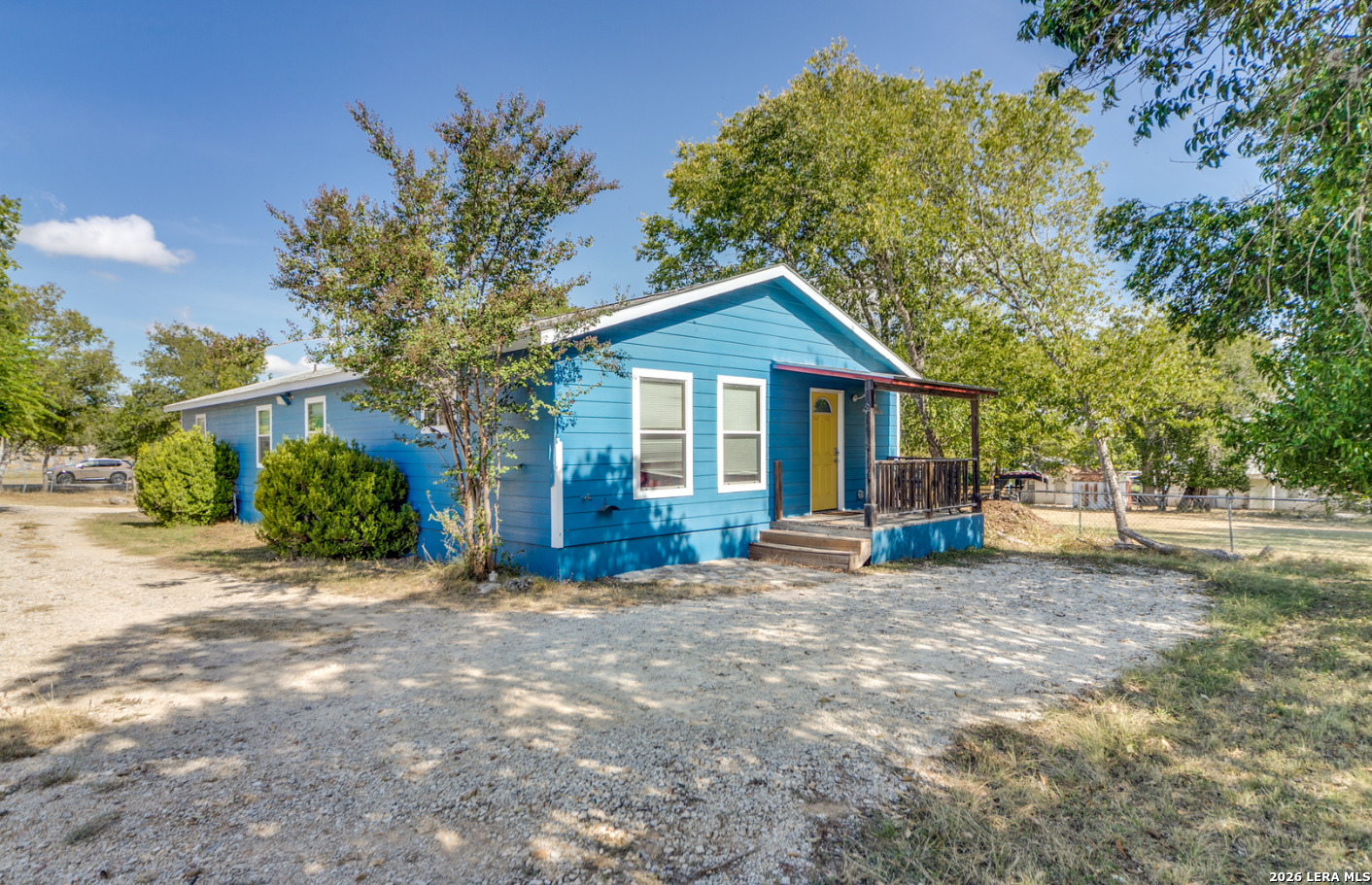 main property photo 3