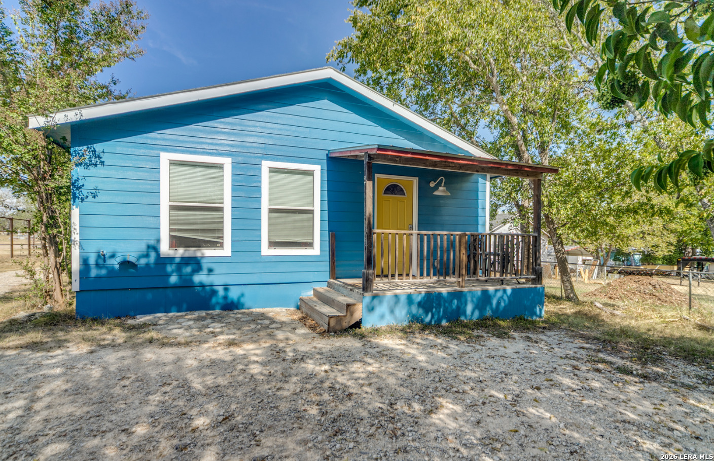 main property photo 6