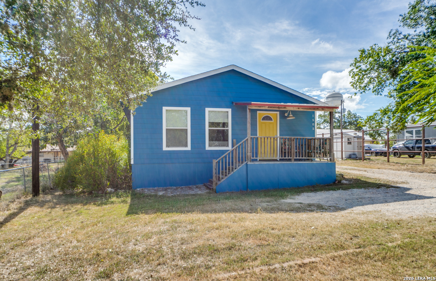 main property photo 8