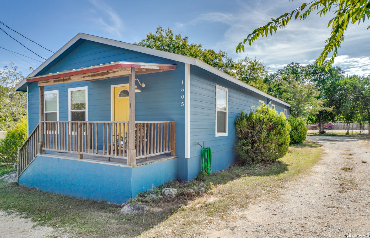 main property photo 9