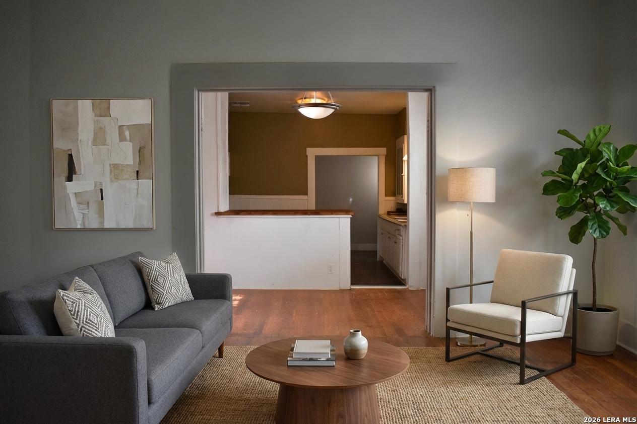main property photo 6