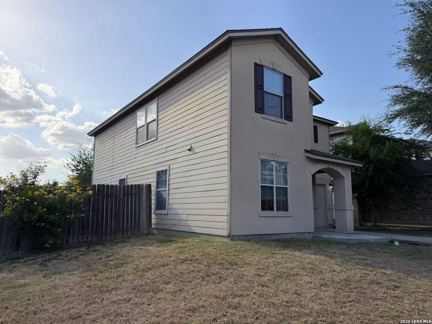 main property photo 41