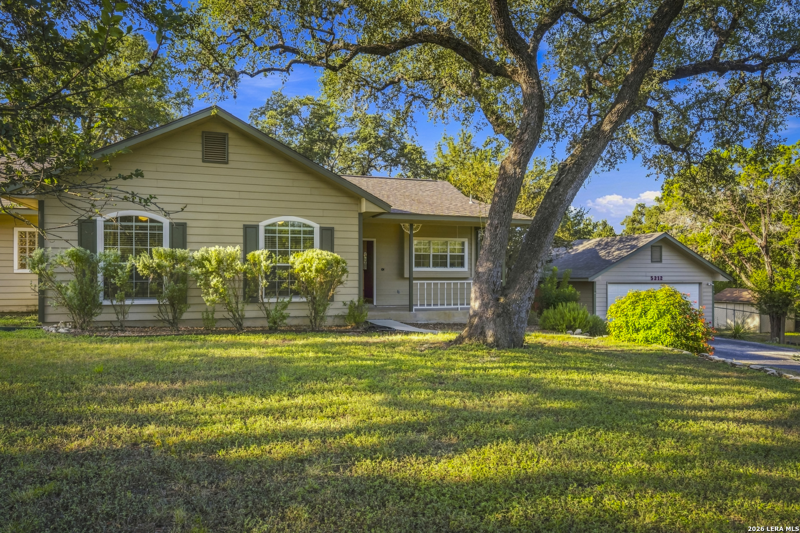 main property photo 35