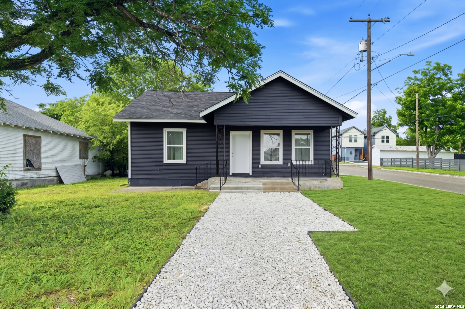 main property photo 0