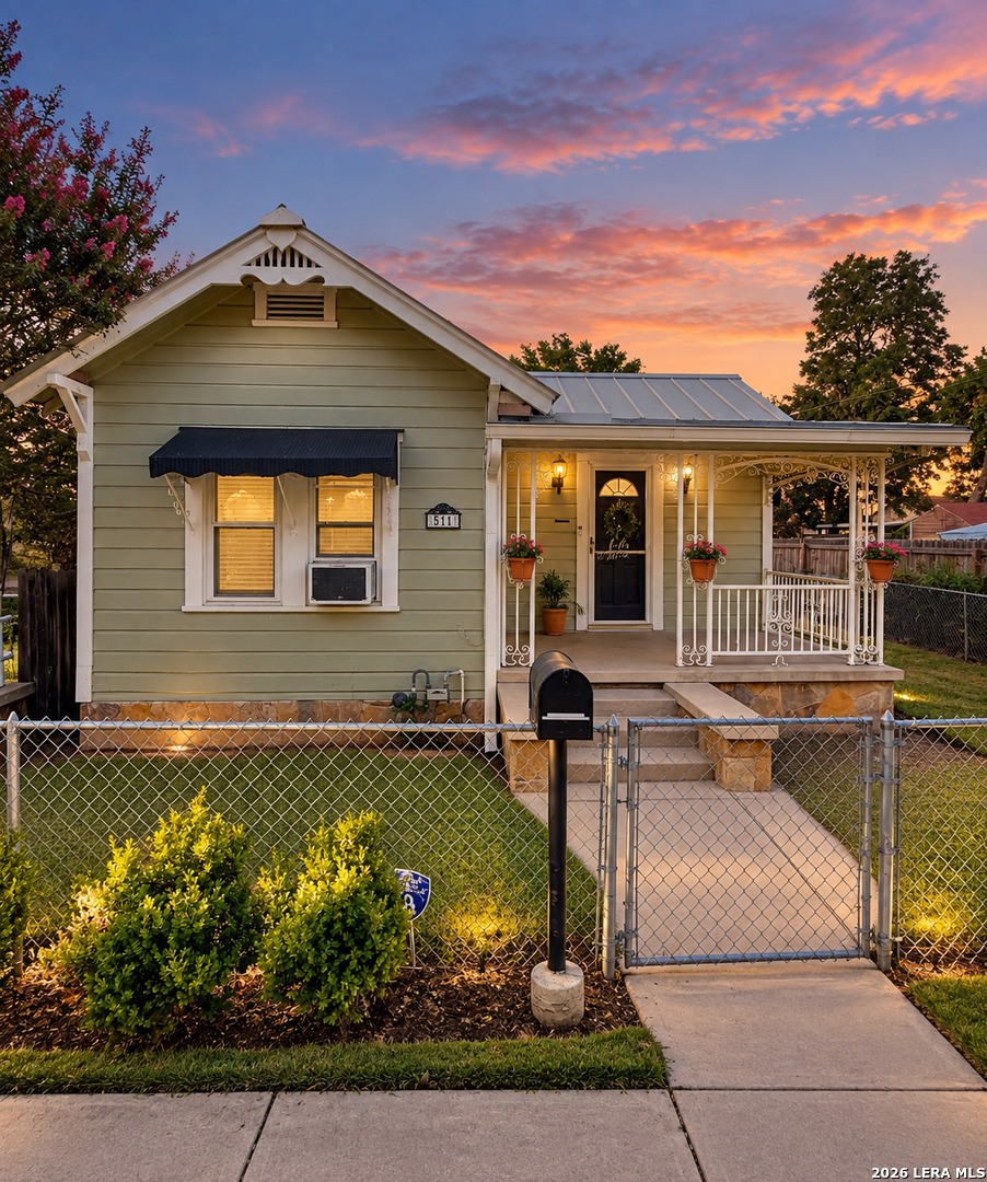 main property photo 0