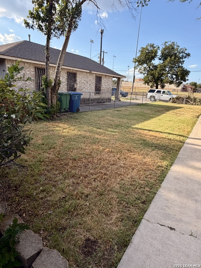 main property photo 32