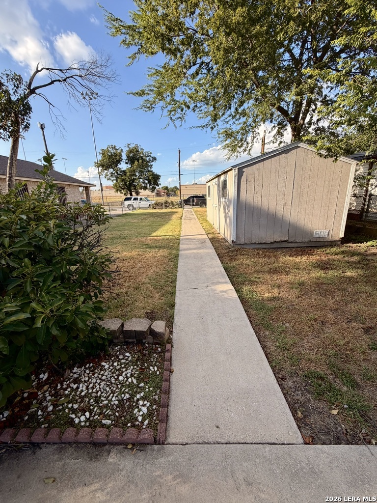 main property photo 33